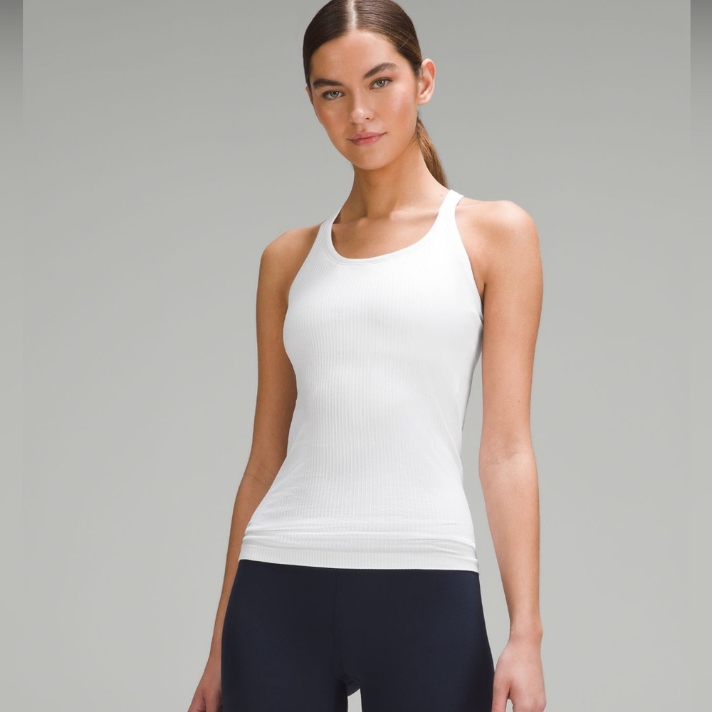 Lululemon Ebb to street tank